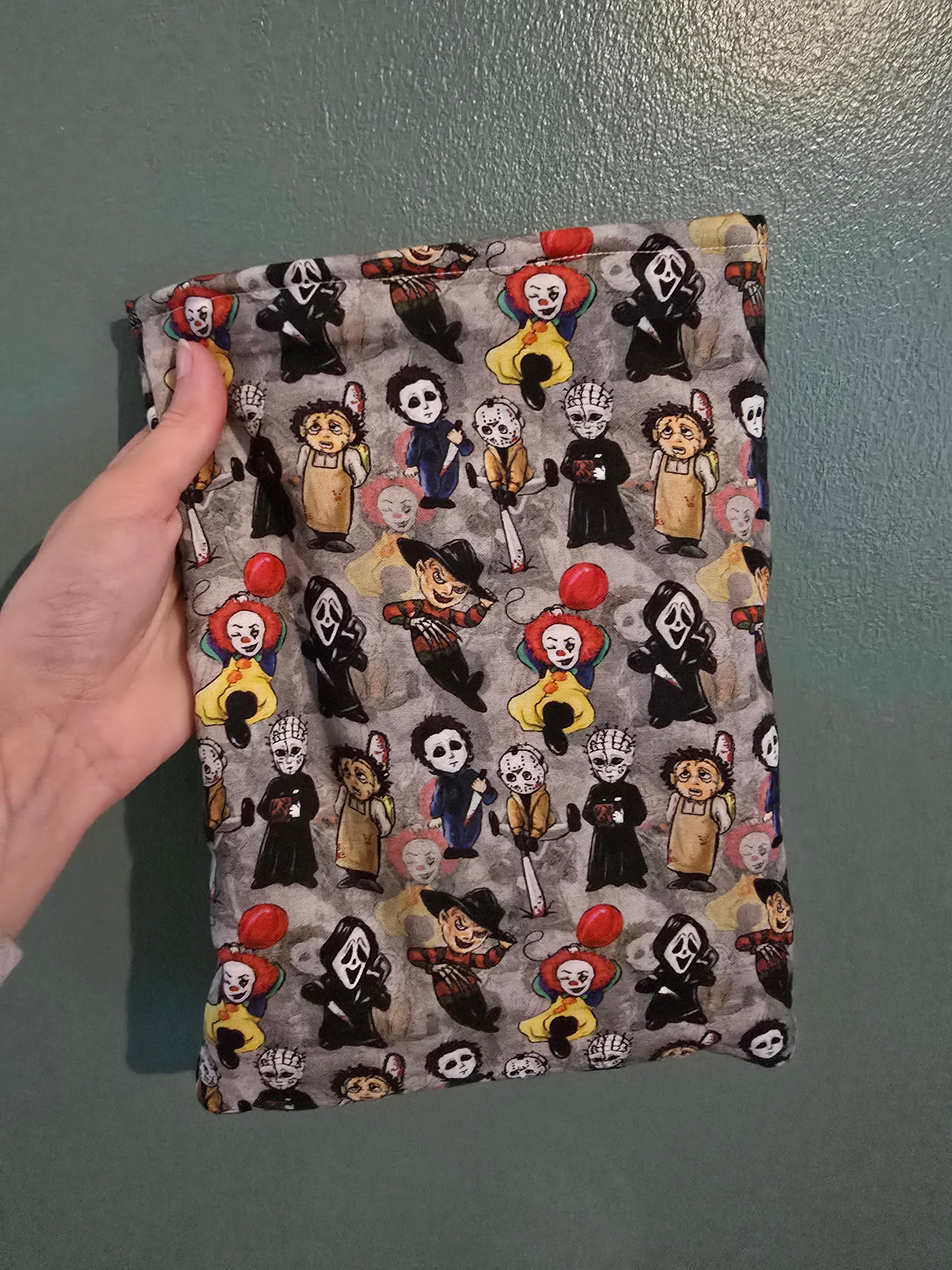 Horror Book Sleeve (for paper back books)