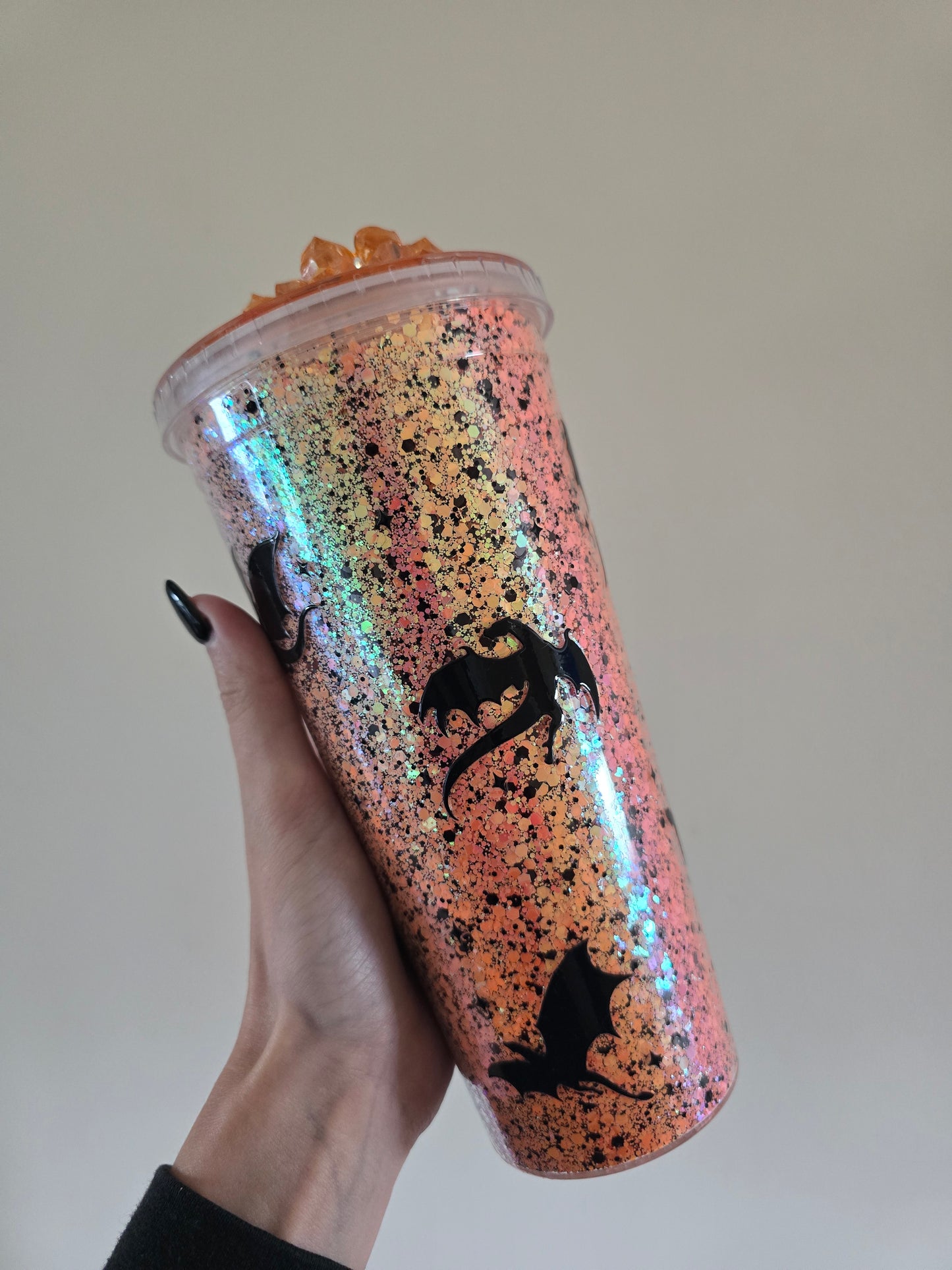 Dragon 22oz Acrylic No Globe Tumbler