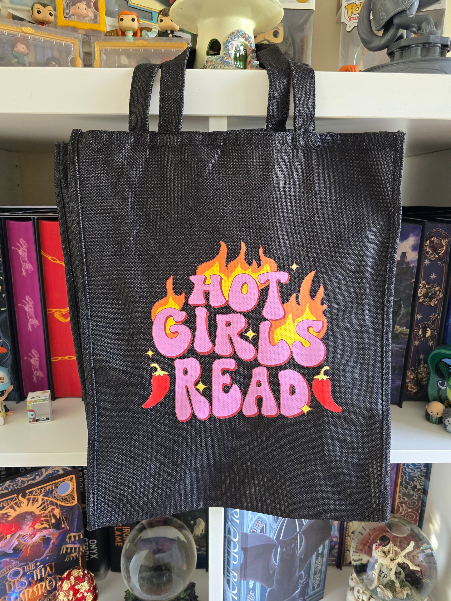 Hot Girls Read Linen Tote Bag